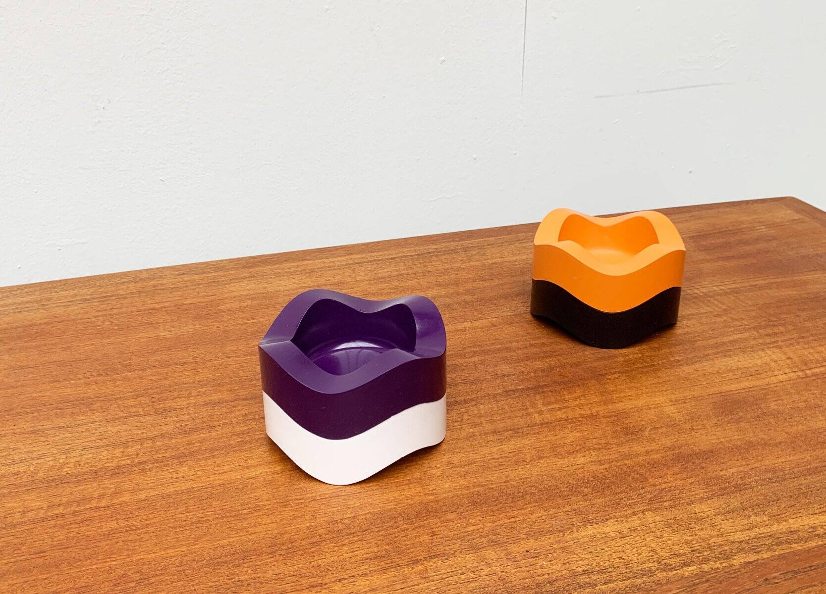 Bowl or ashtray Ulmer Welle German space age mid-century by Walter Zeischegg for Helit, set of 4