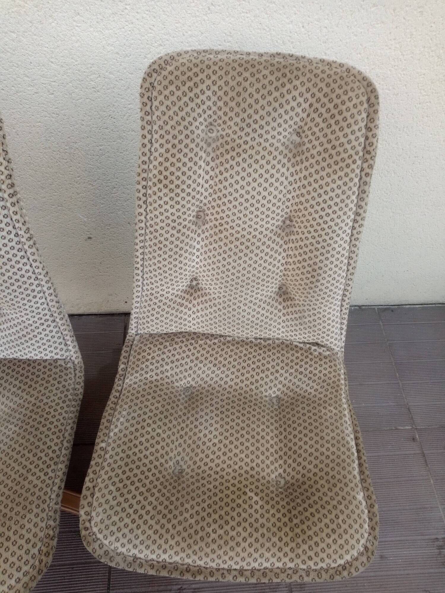 Paire de chaises pivotantes des années 70/80
