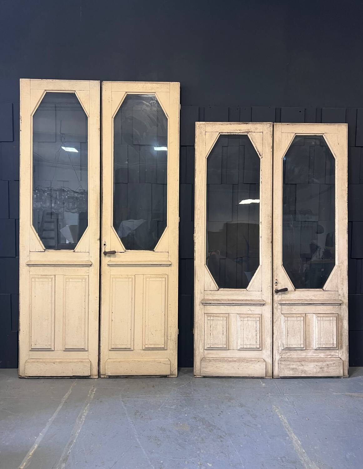 Porte vitrée Art Déco à double battant