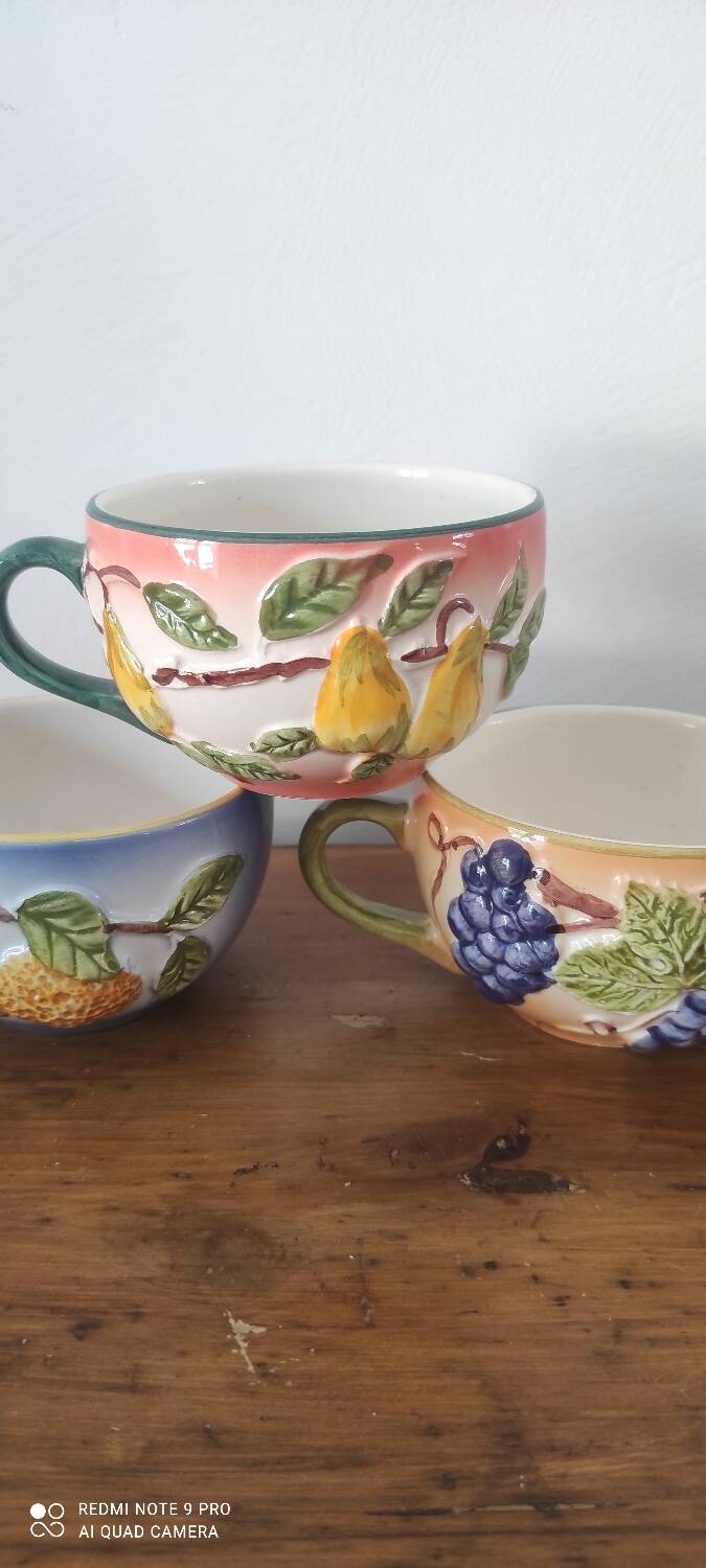 4 tasses en barbotine