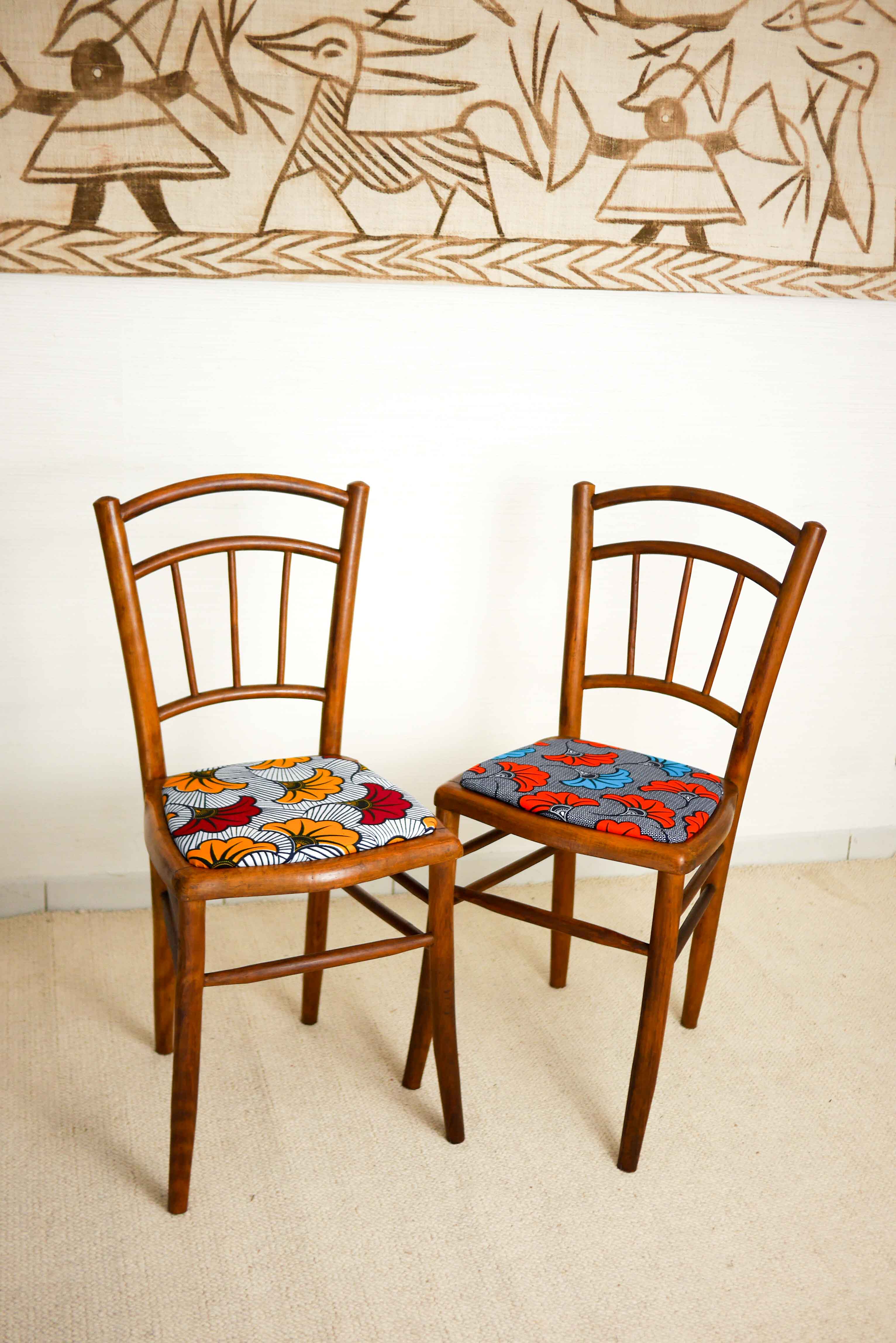Pair of chairs wax