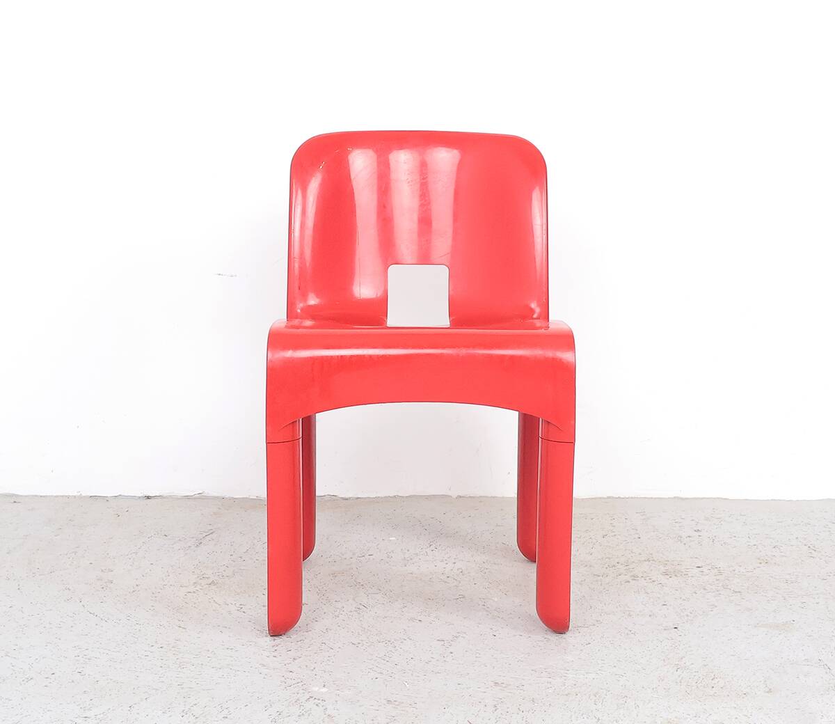 Joe Colombo red universale chairs for Kartell, 1960s