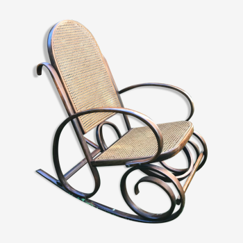 Rocking chair caned