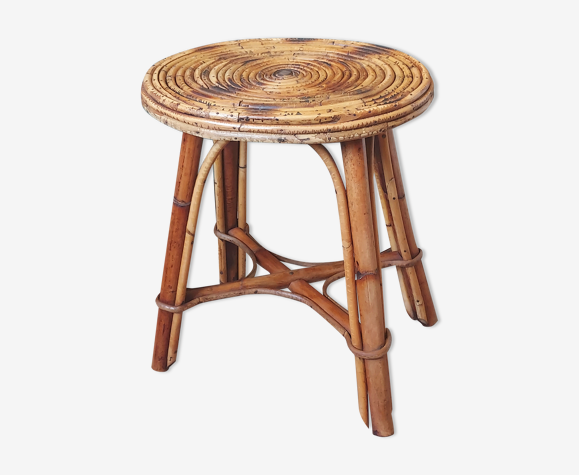 Tabouret en rotin tourné