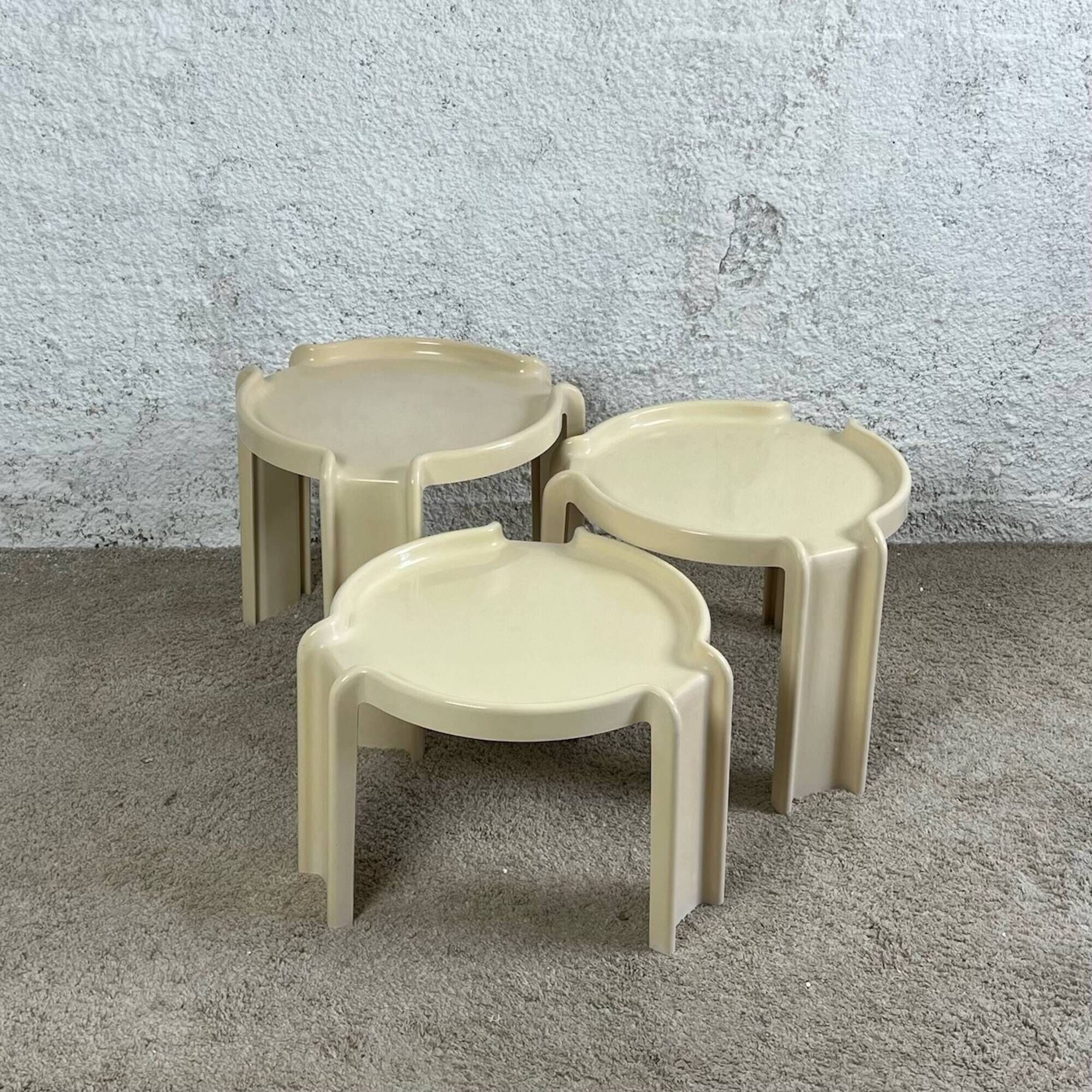 Set of Nesting Tables Model 4905/6/7 by Giotto Stoppino for Kartell, 70s