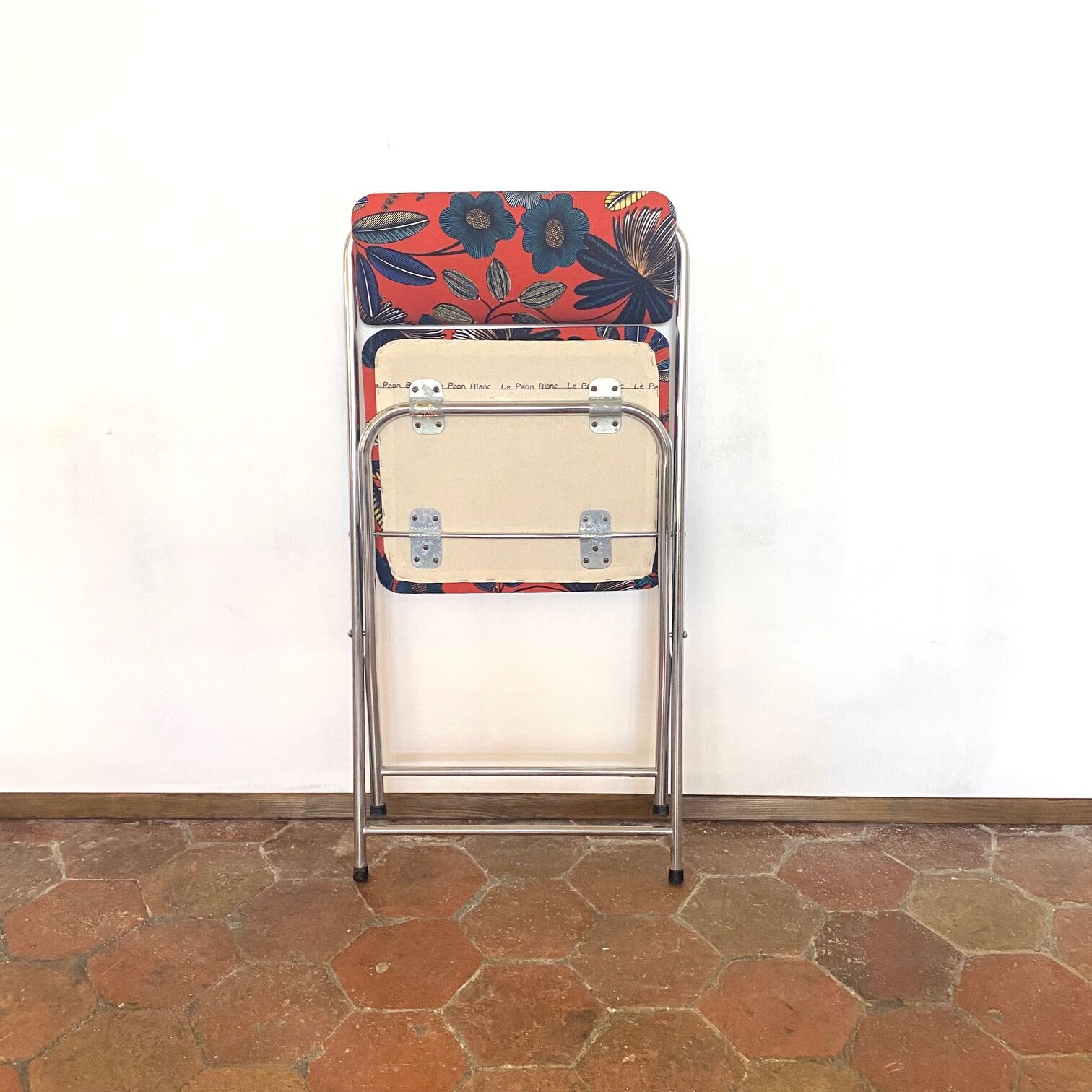 Vintage upcycling folding chair