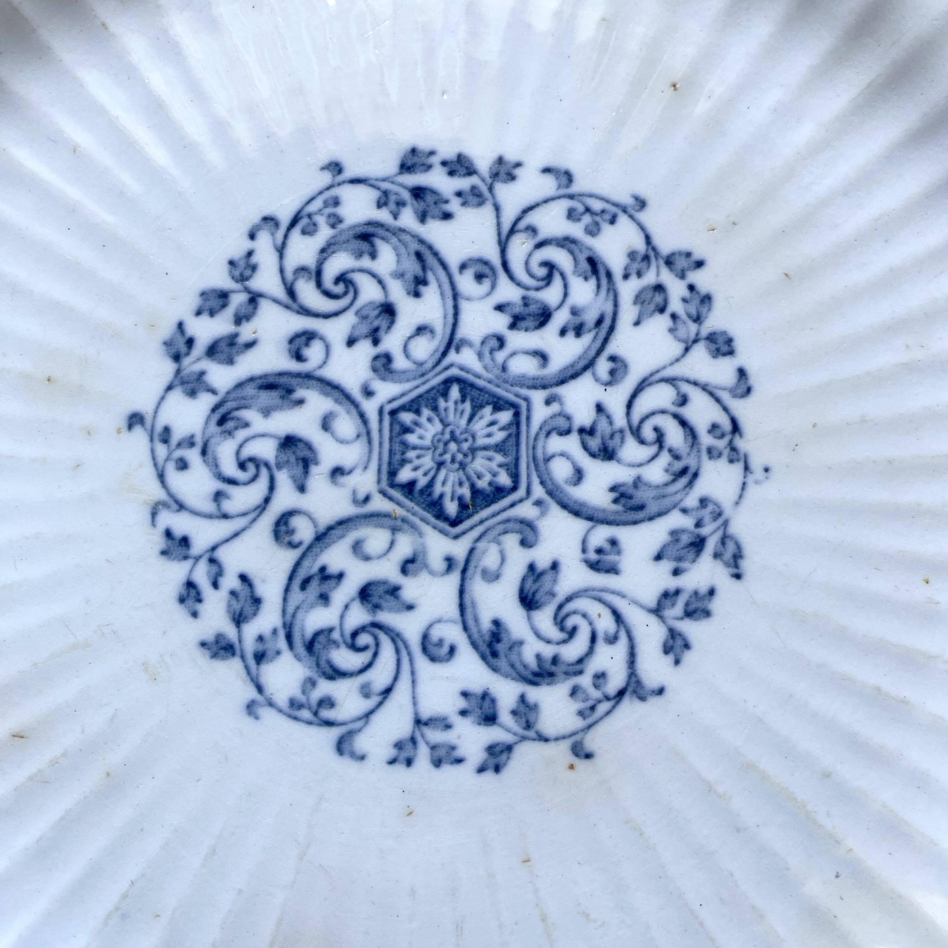 Sarreguemines ironstone dessert plates, "Embroidery" model