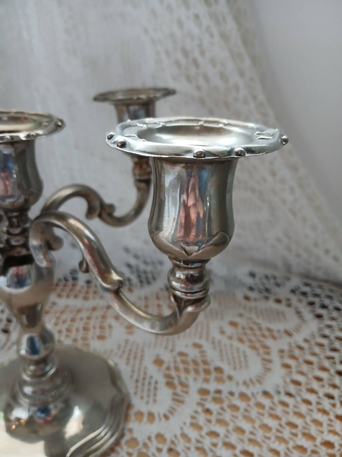 5-headed metal candlestick