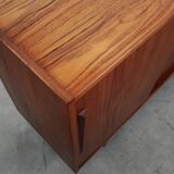 Buffet en teck, design danois, années 1970, production : Danemark