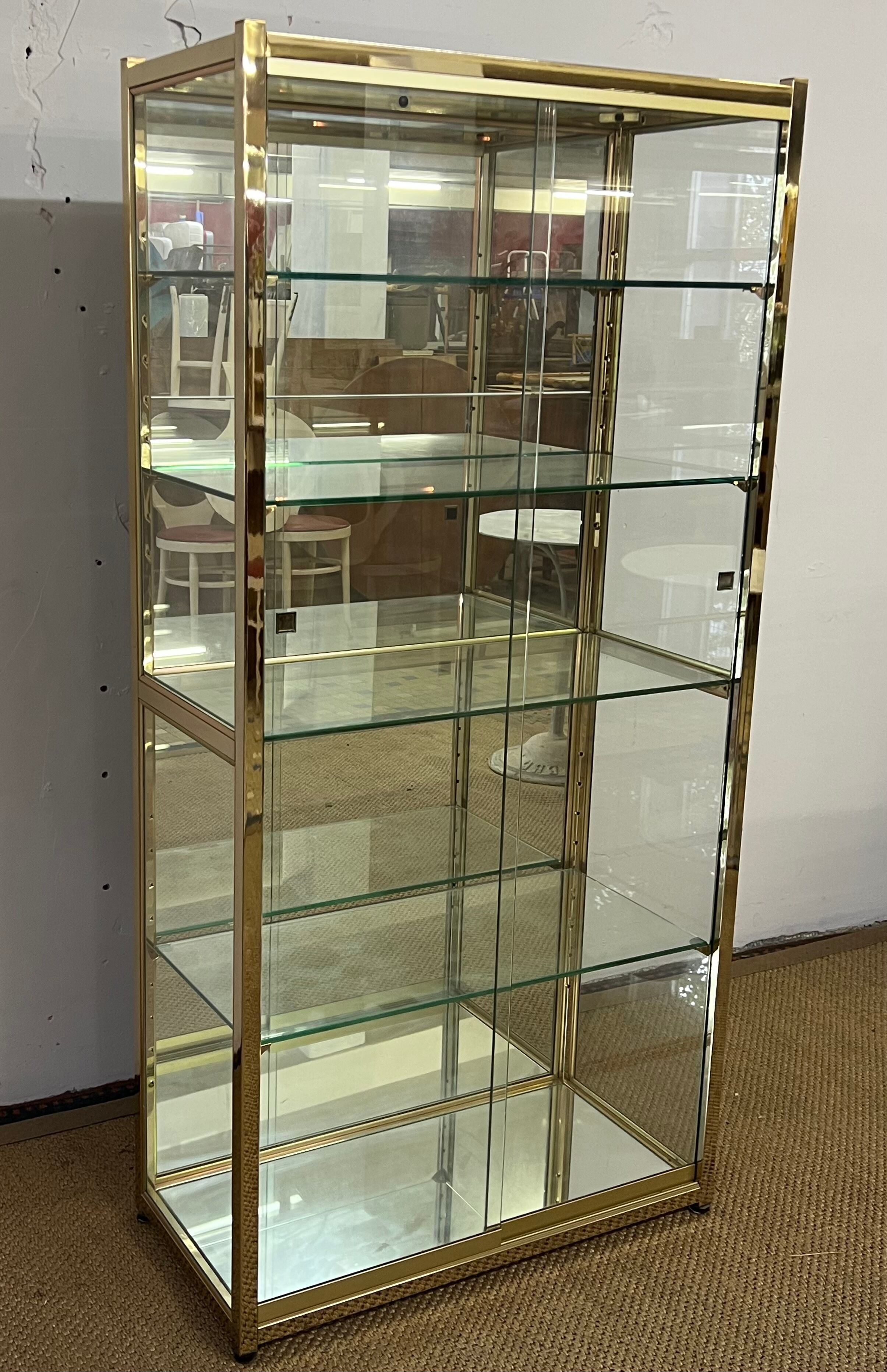 Mirror display case