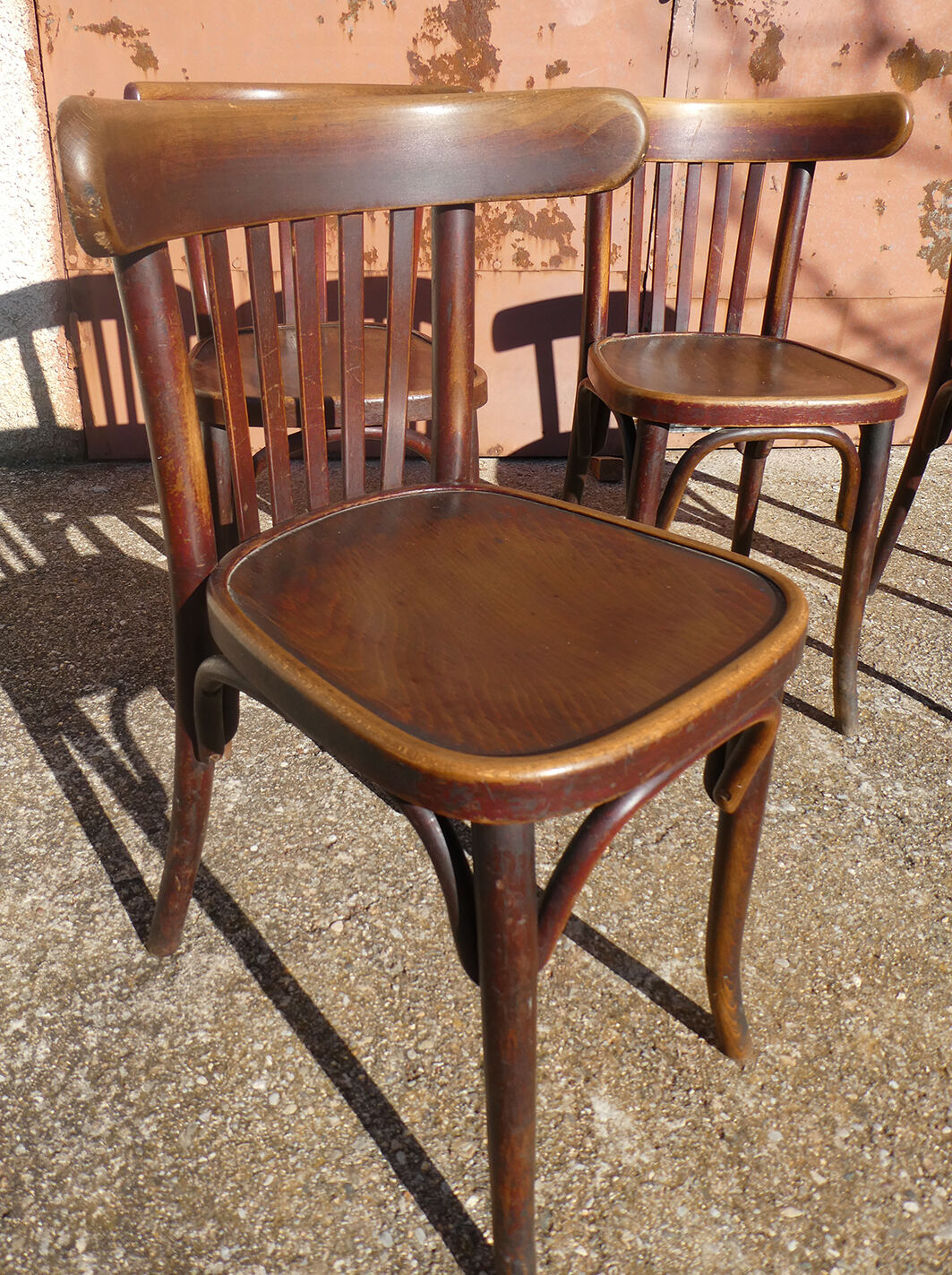 Set of 4 bistro chairs in curved wood Thonet