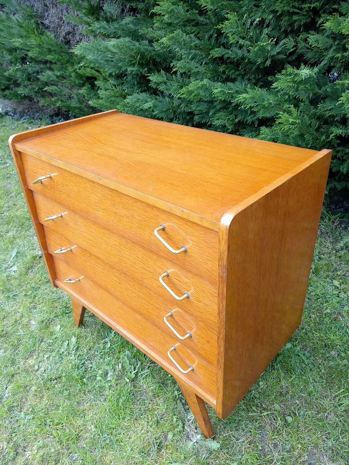 Vintage chest of drawers
