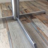 Round dining table of the 70s