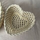 Set of 3 vintage beige heart-shaped woven porcelain nesting baskets