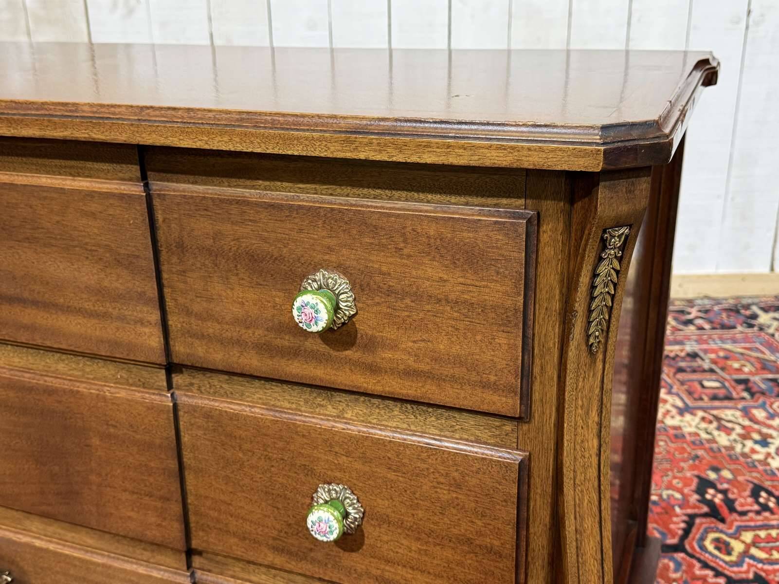 Commode en acajou des années 1950