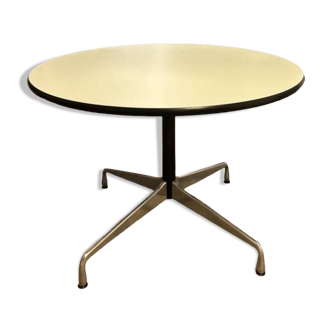 Eames table
