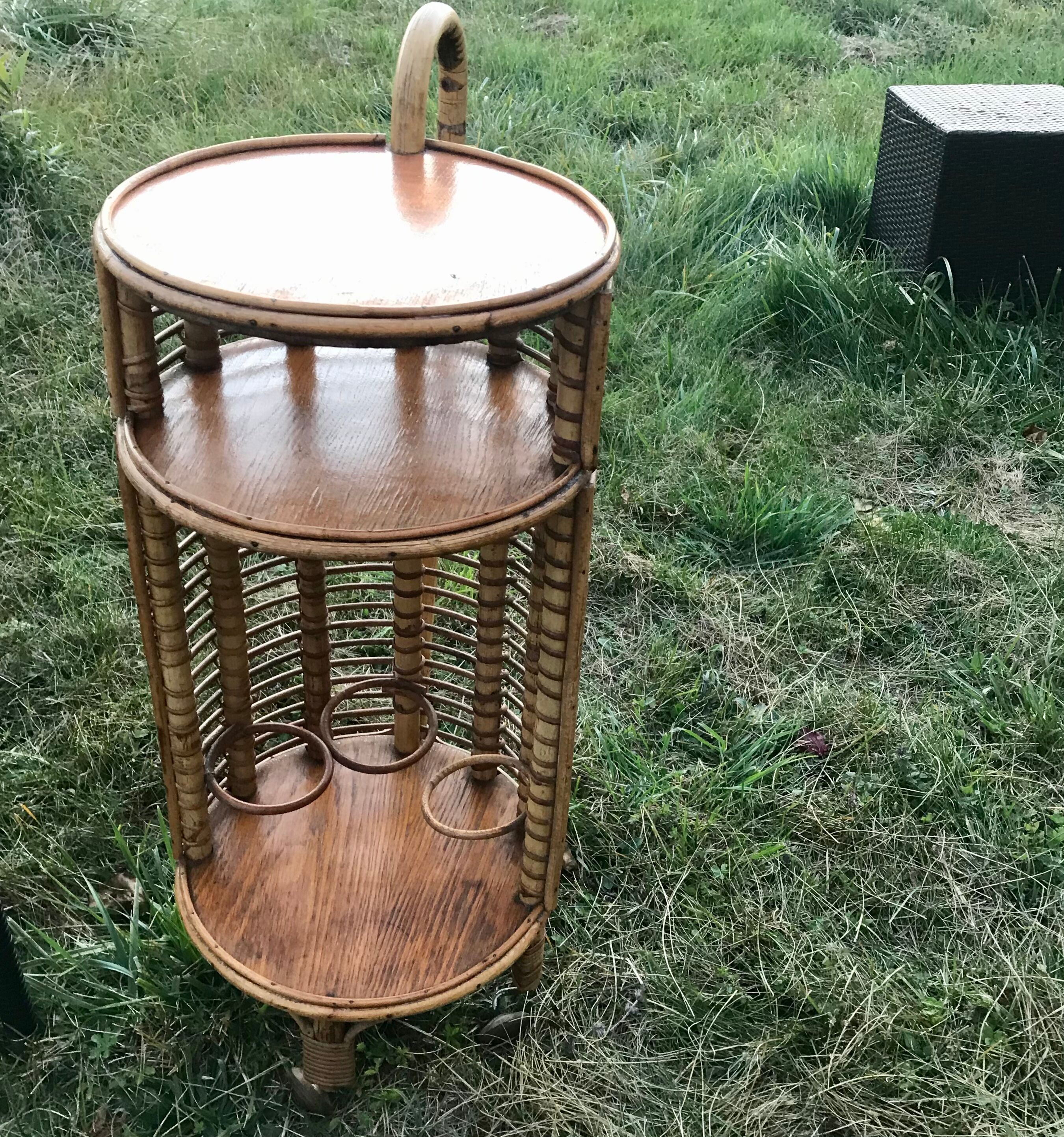 Rolling 50s rattan bar