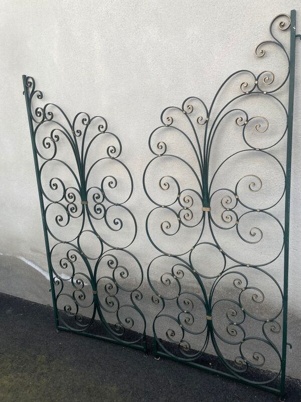 Pair of interior wrought iron grilles XXth century