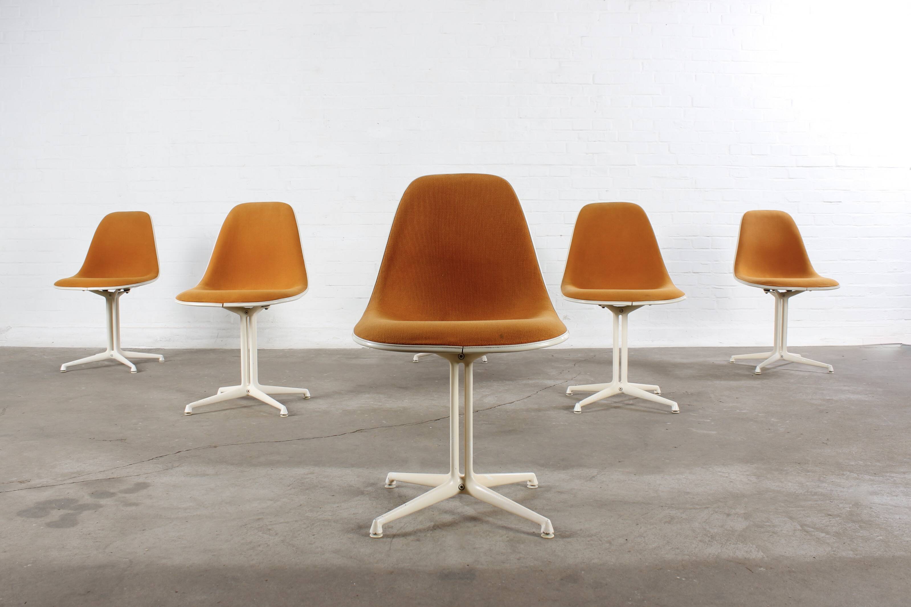6-piece set of original Eames La Fonda side chairs Vitra Miller