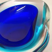 Bol « Sommerso » en verre de Murano. Italie, années 1970.