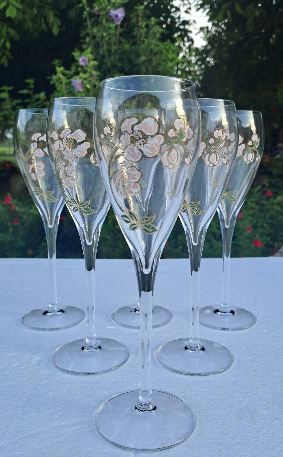 6 Perrier Jouët Champagne flutes