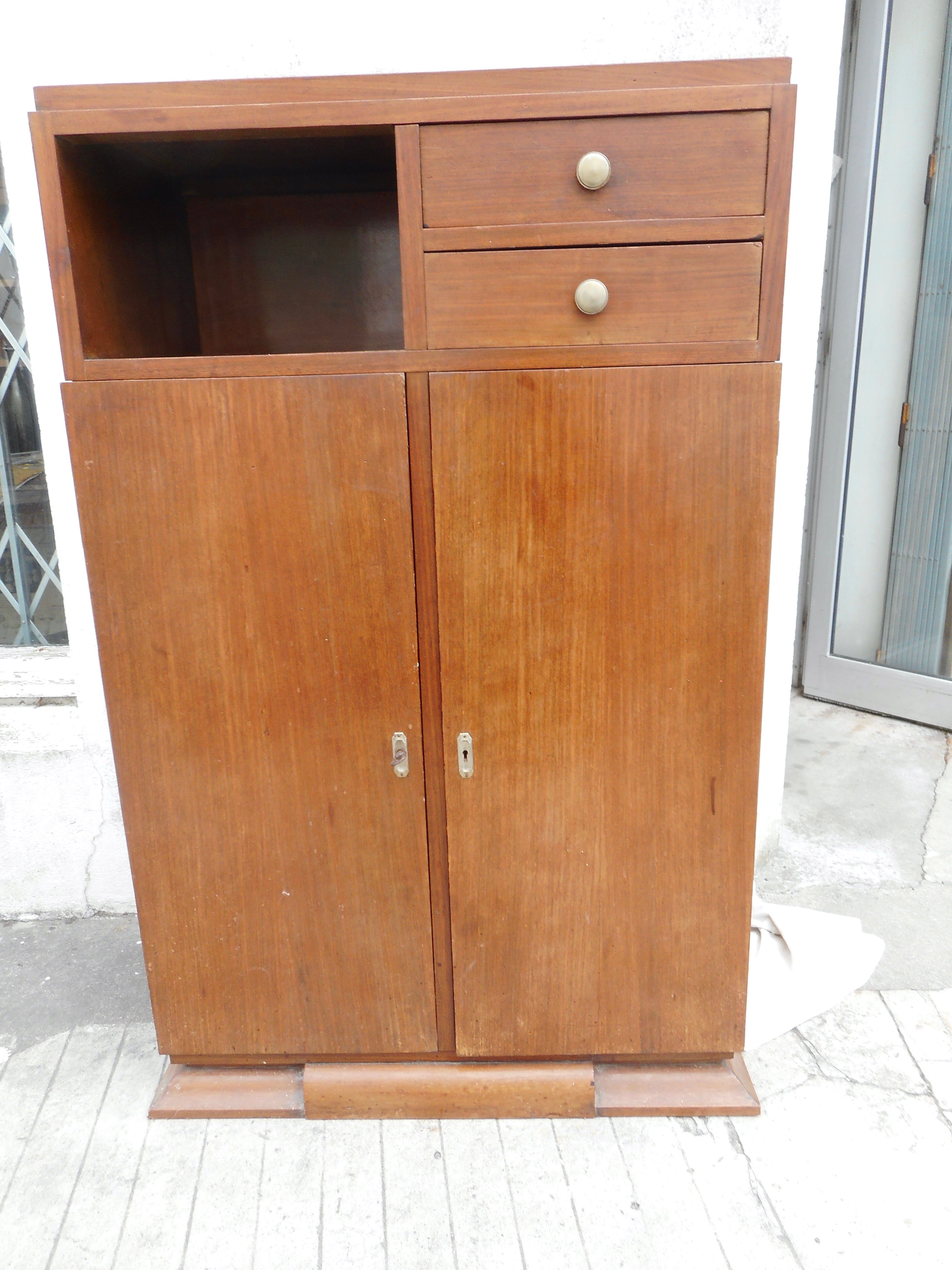 Cabinet 2 doors 2 drawers