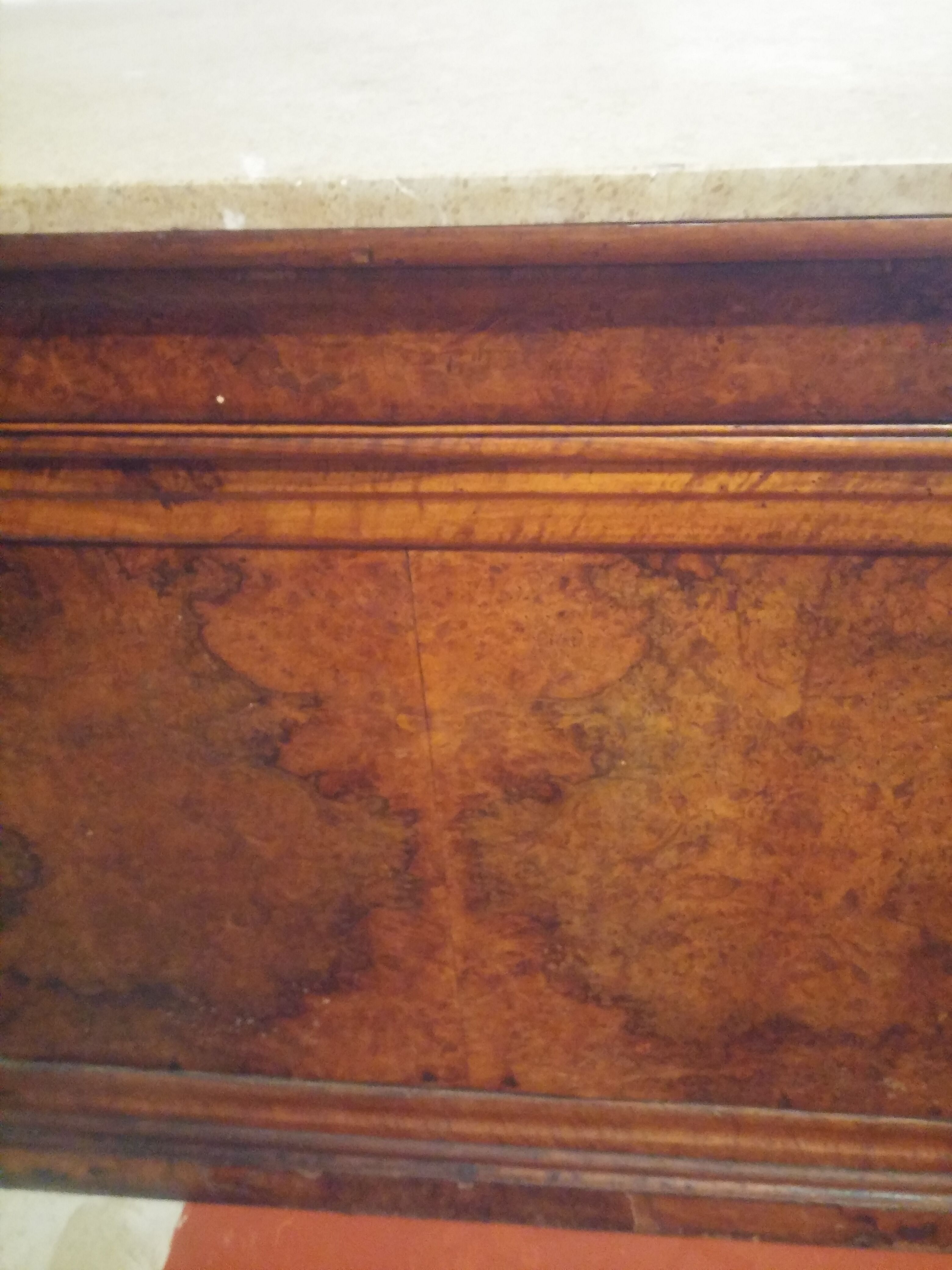 Store furniture counter