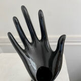 Black ceramic ring hand