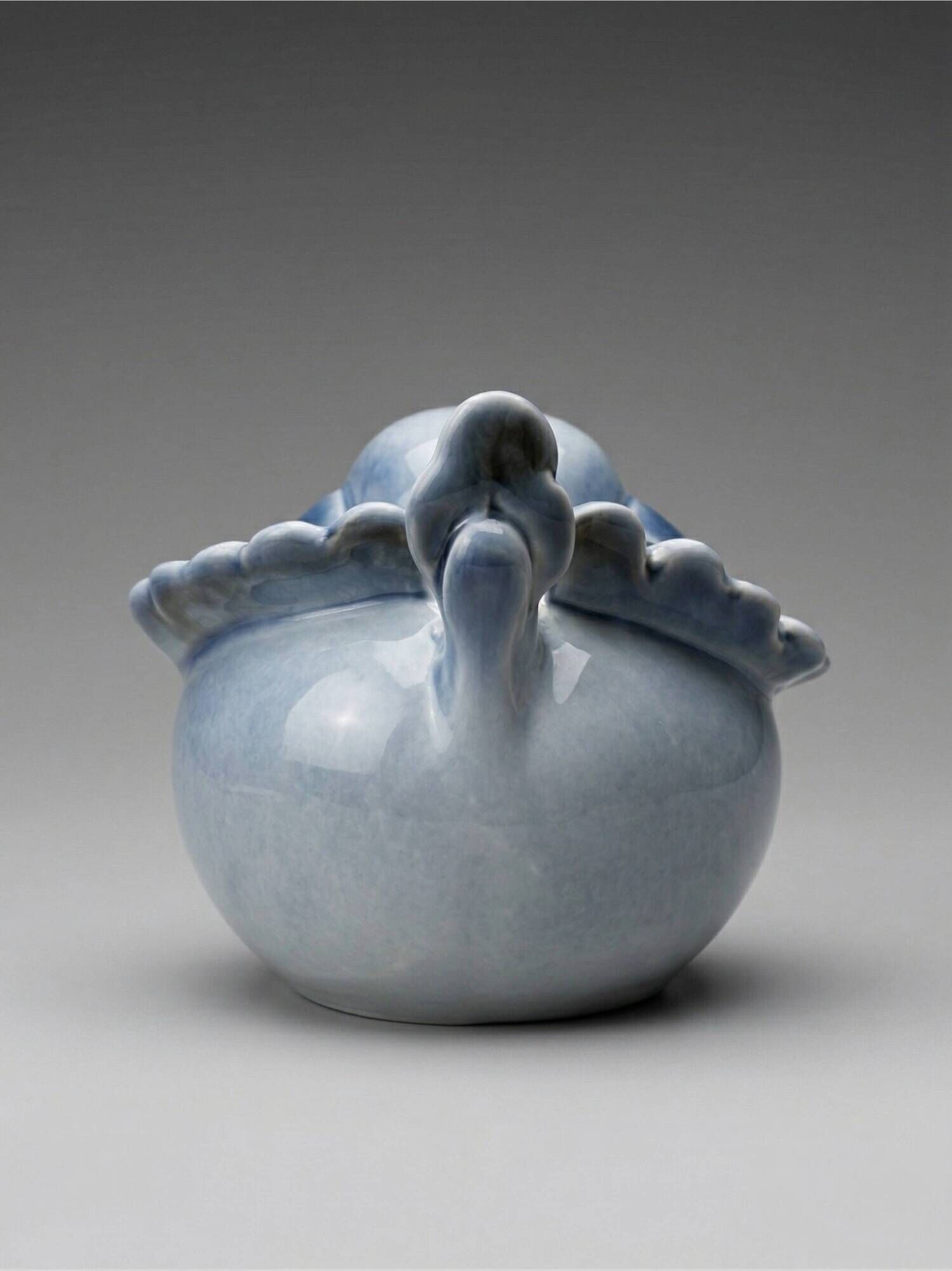 Decorative porcelain bird Virebent – Vintage French ceramics