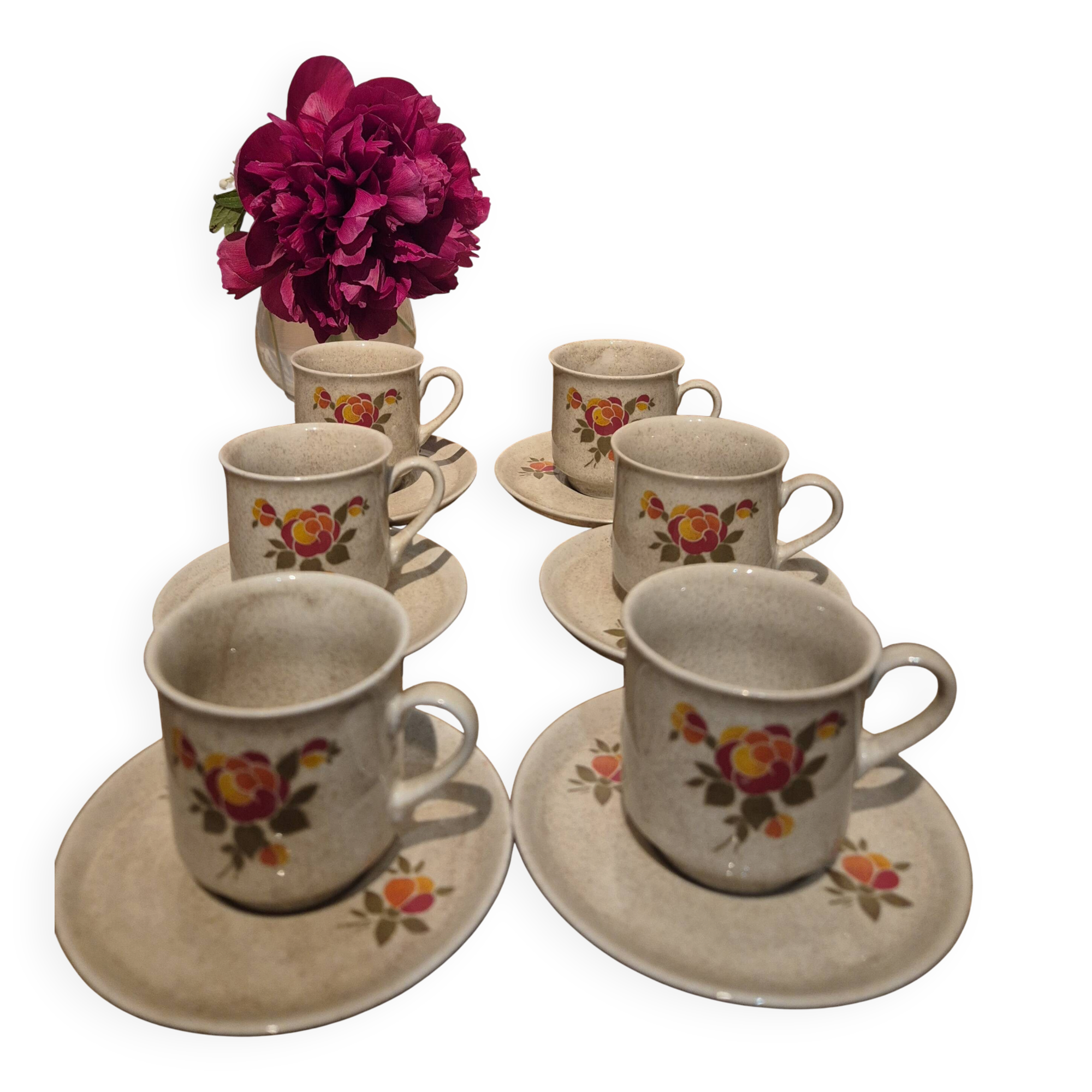 Vintage cups and saucers - set of 6