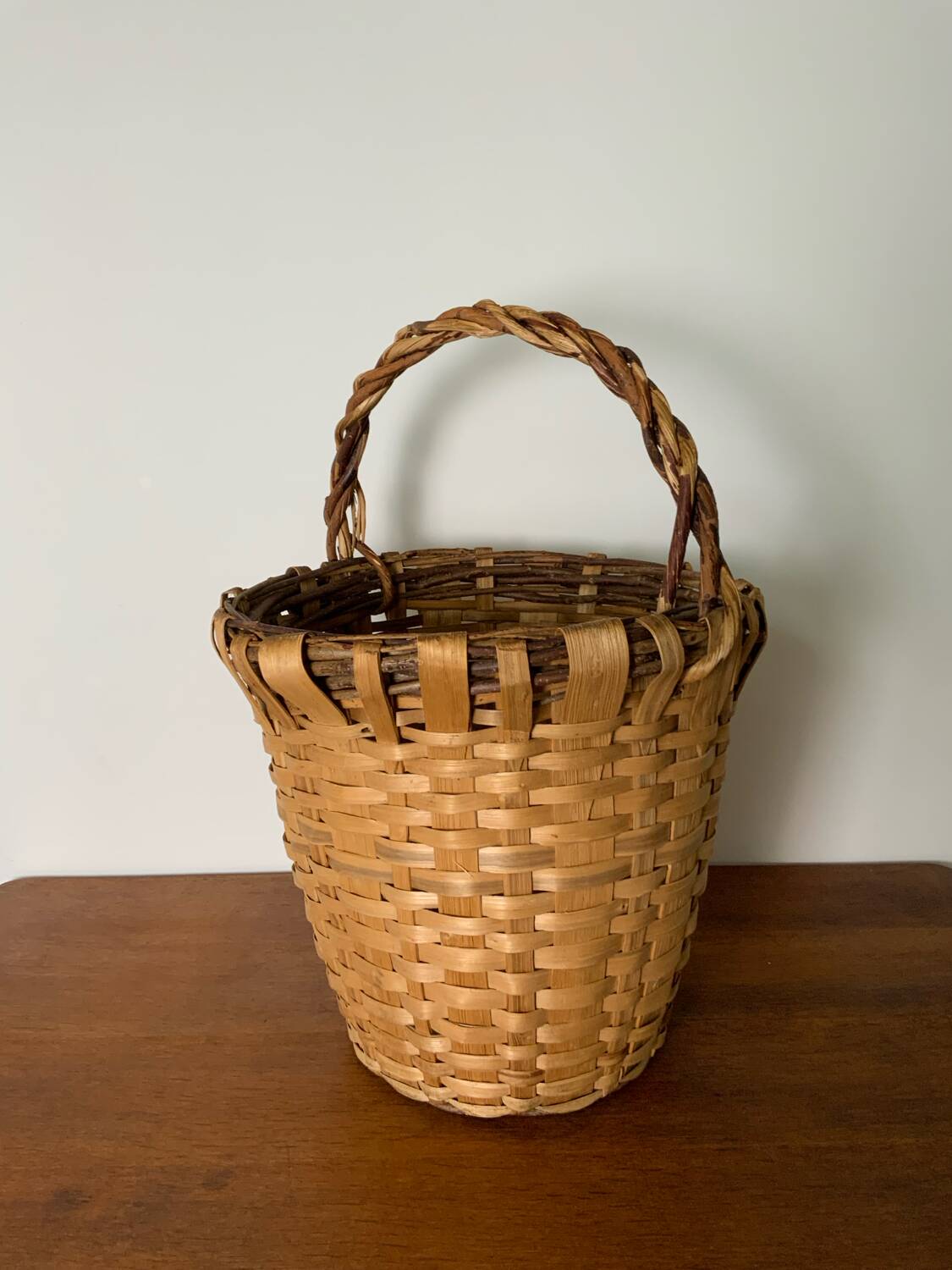 Chestnut basket