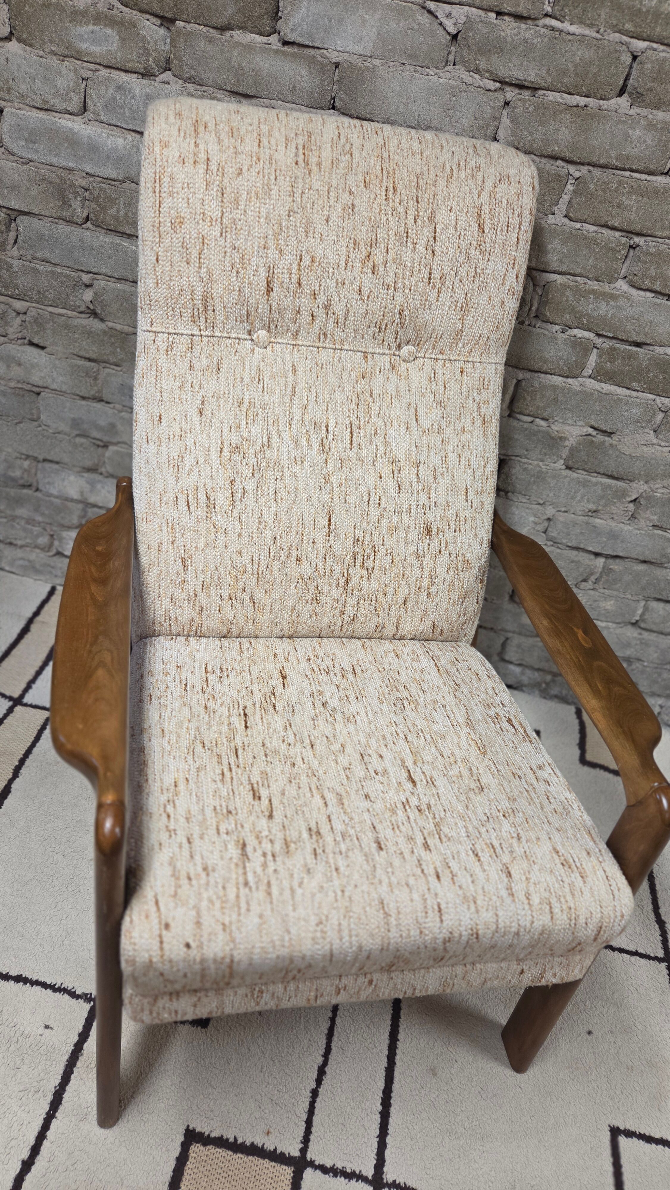 Vintage Scandinavian reclining armchair in curved wood – 1960s/70s