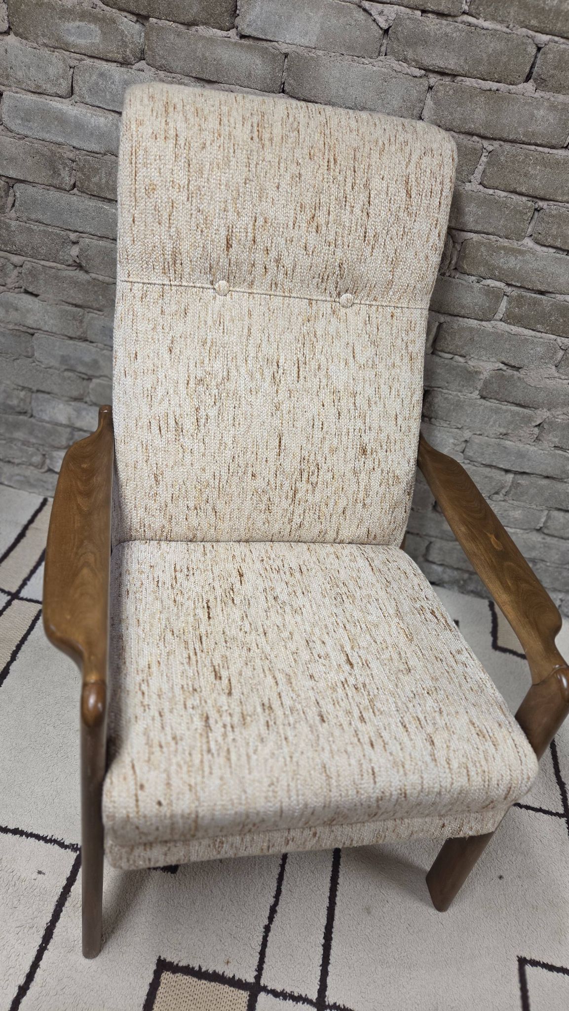 Vintage Scandinavian reclining armchair in curved wood – 1960s/70s