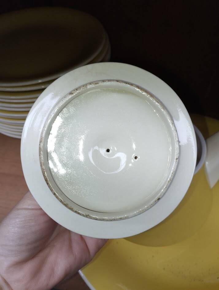 Villeroy & Boch dinnerware set