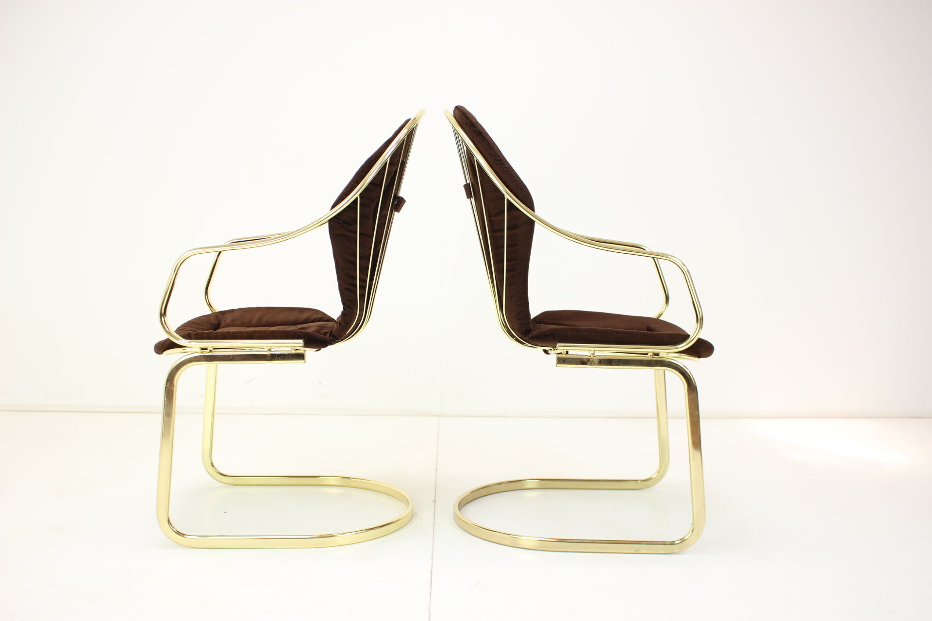 Pair of mid century chairs, Italy, 1970