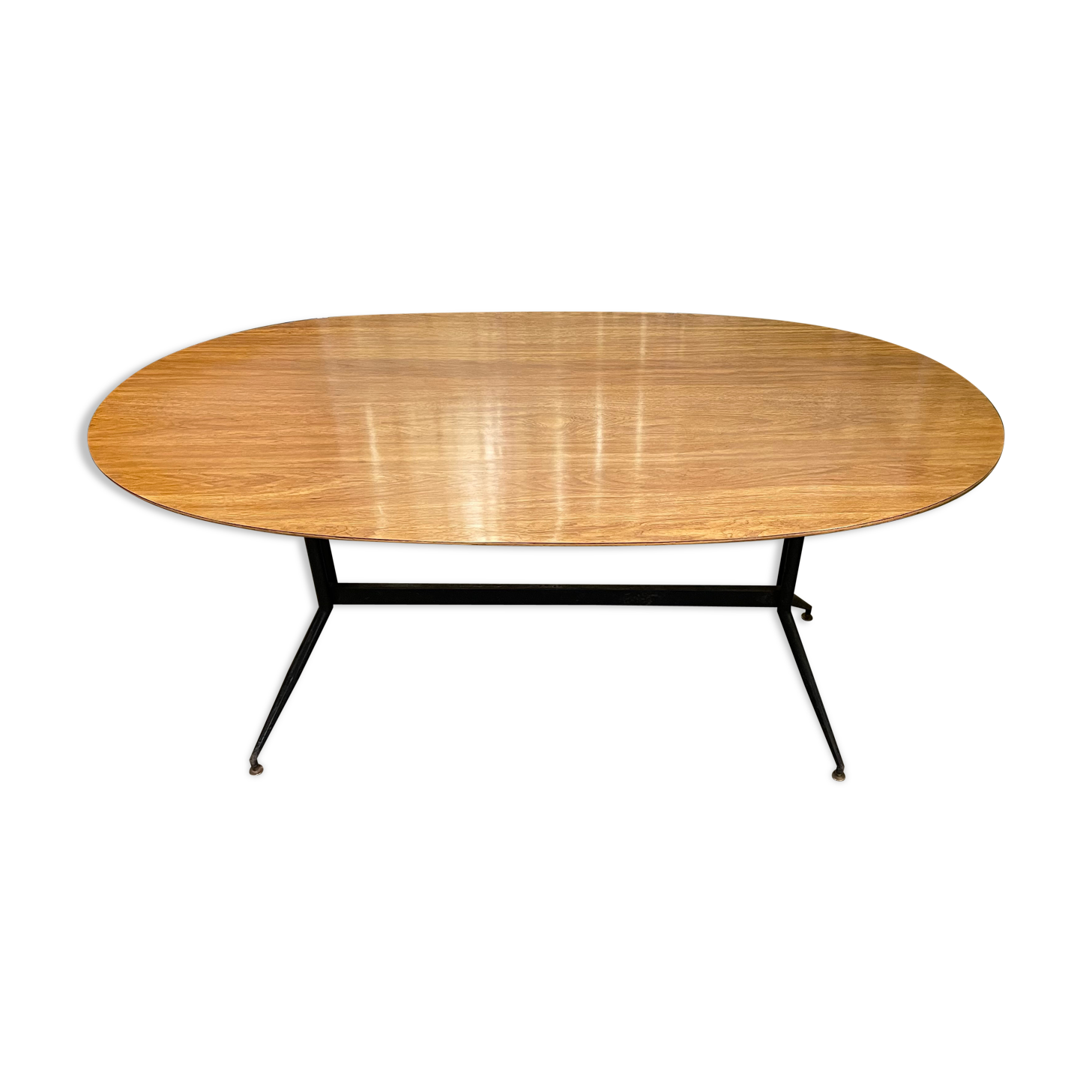 Italian oval dining table from the 60s