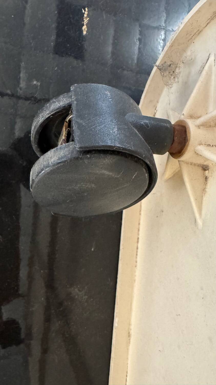 Kartell 4682 1970s Design Planter