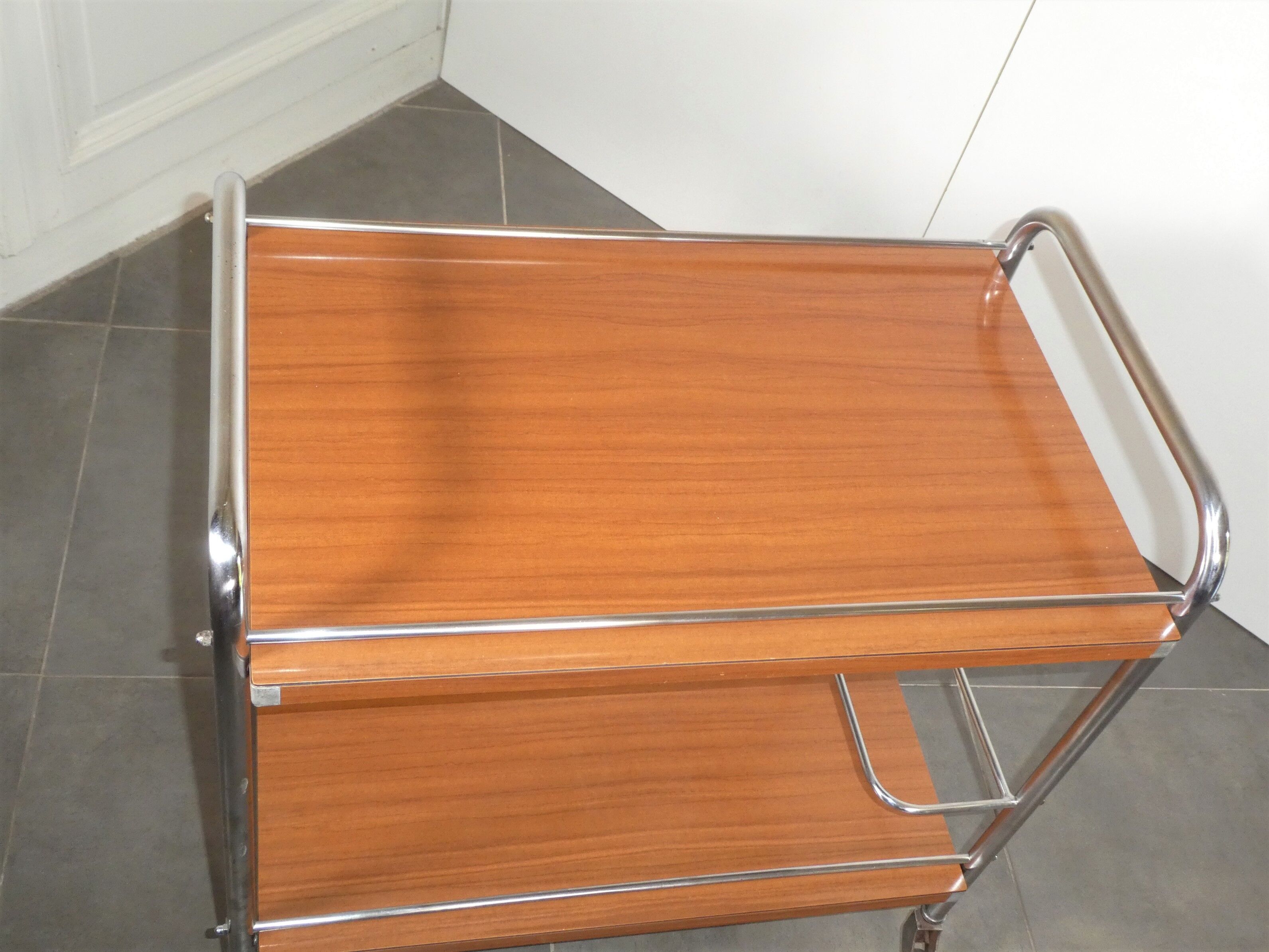 Desserte vintage