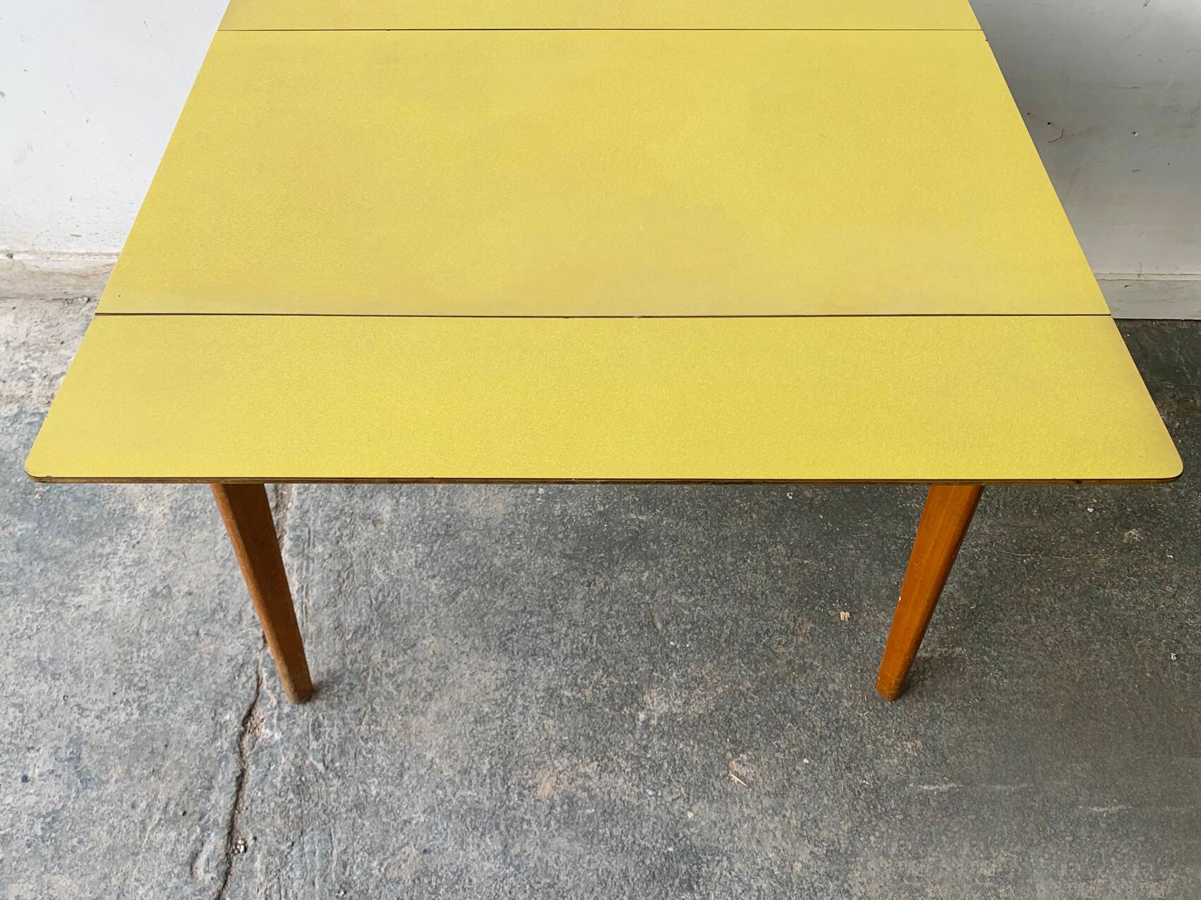 1960’s mid century vintage Formica kitchen dining table