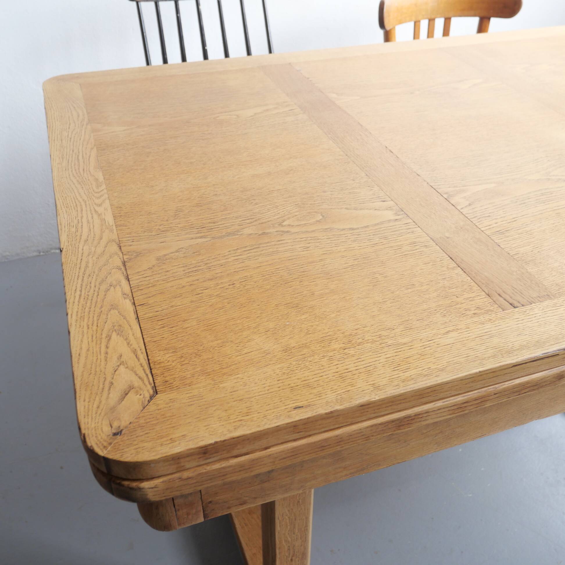 Table à rallonges en chêne rénovée