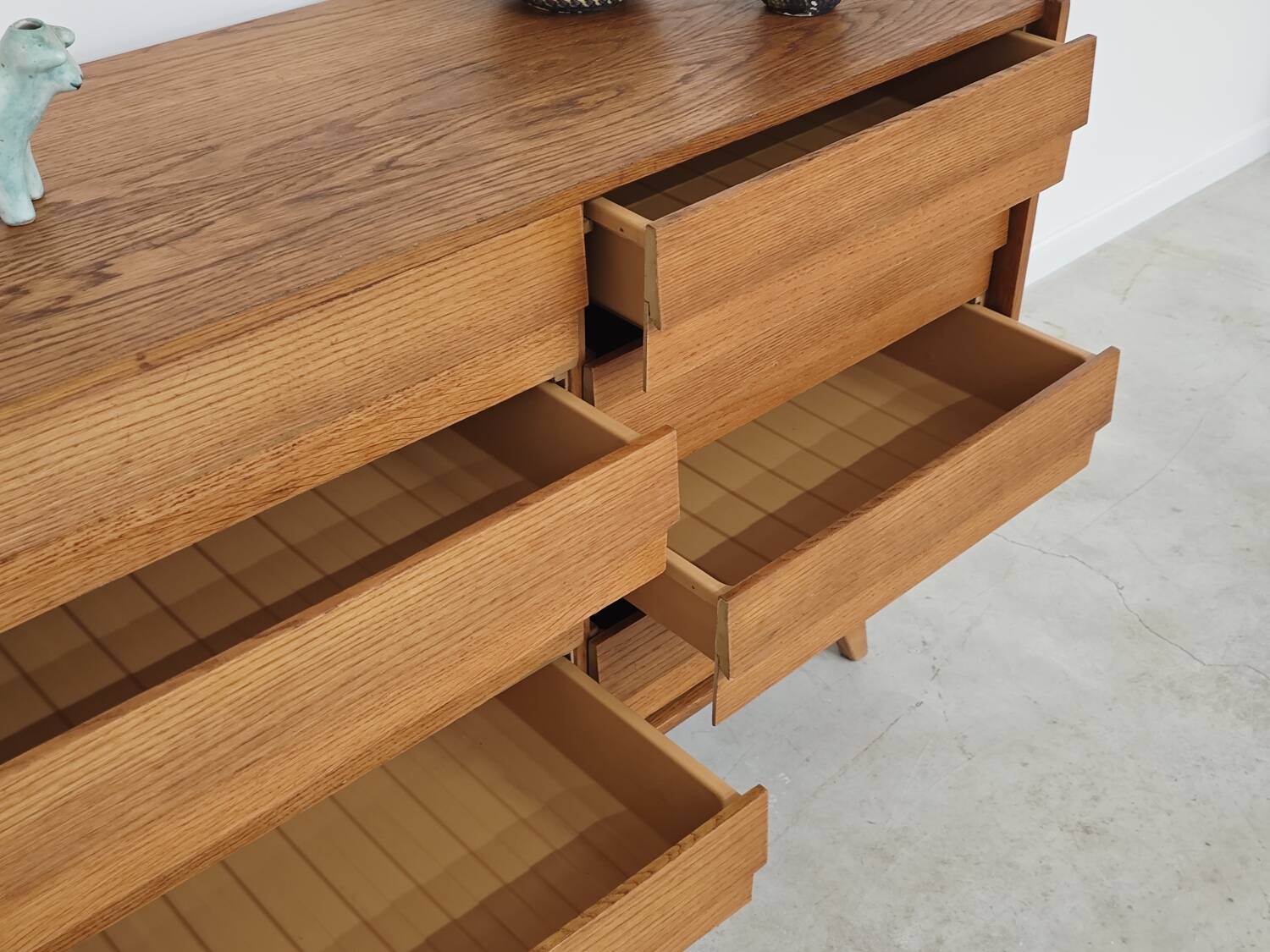 U-453 dub chest of drawers by Jiri Jiroutek for Interier Praha 1960