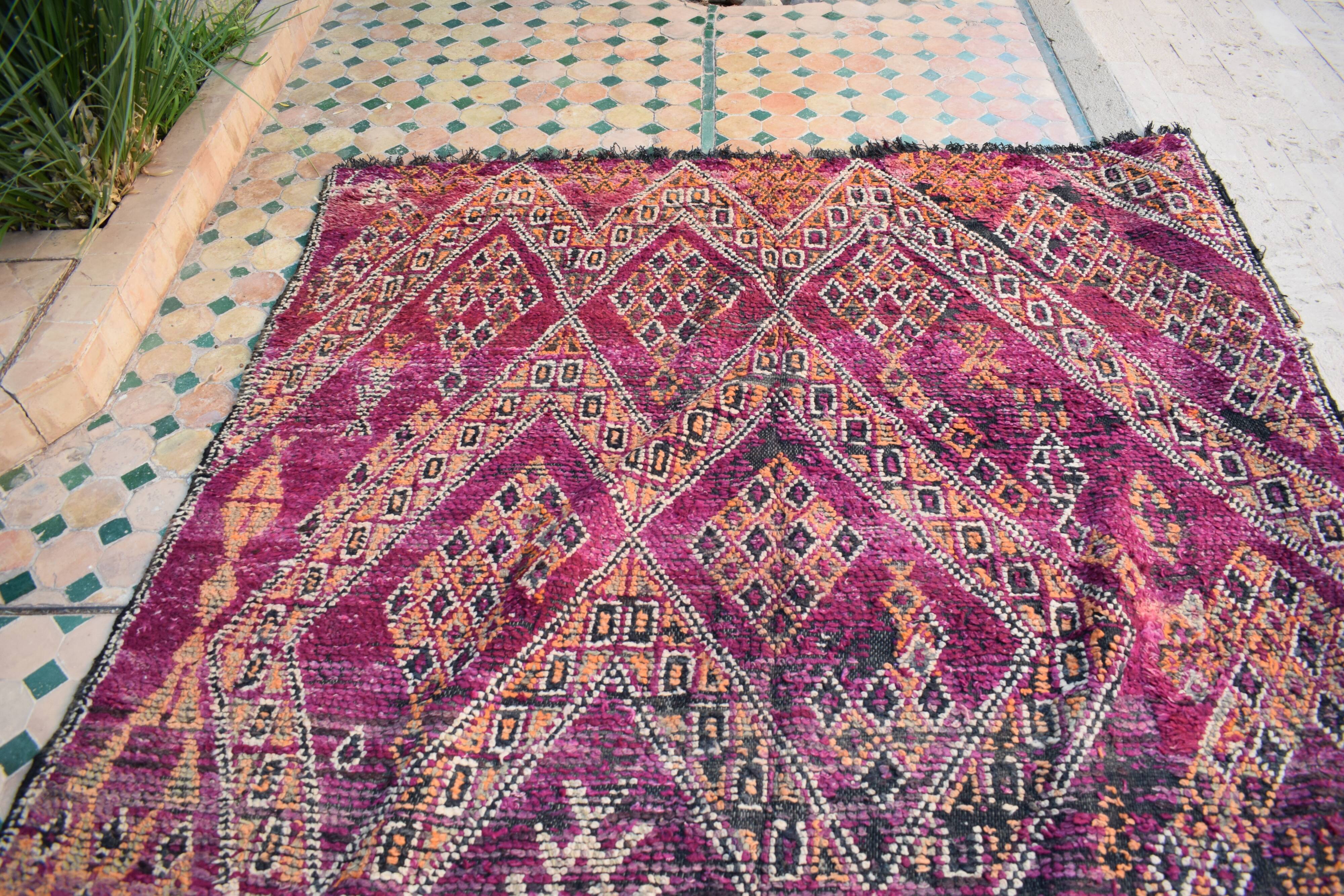 Vintage moroccan berber rug, 290x190 cm