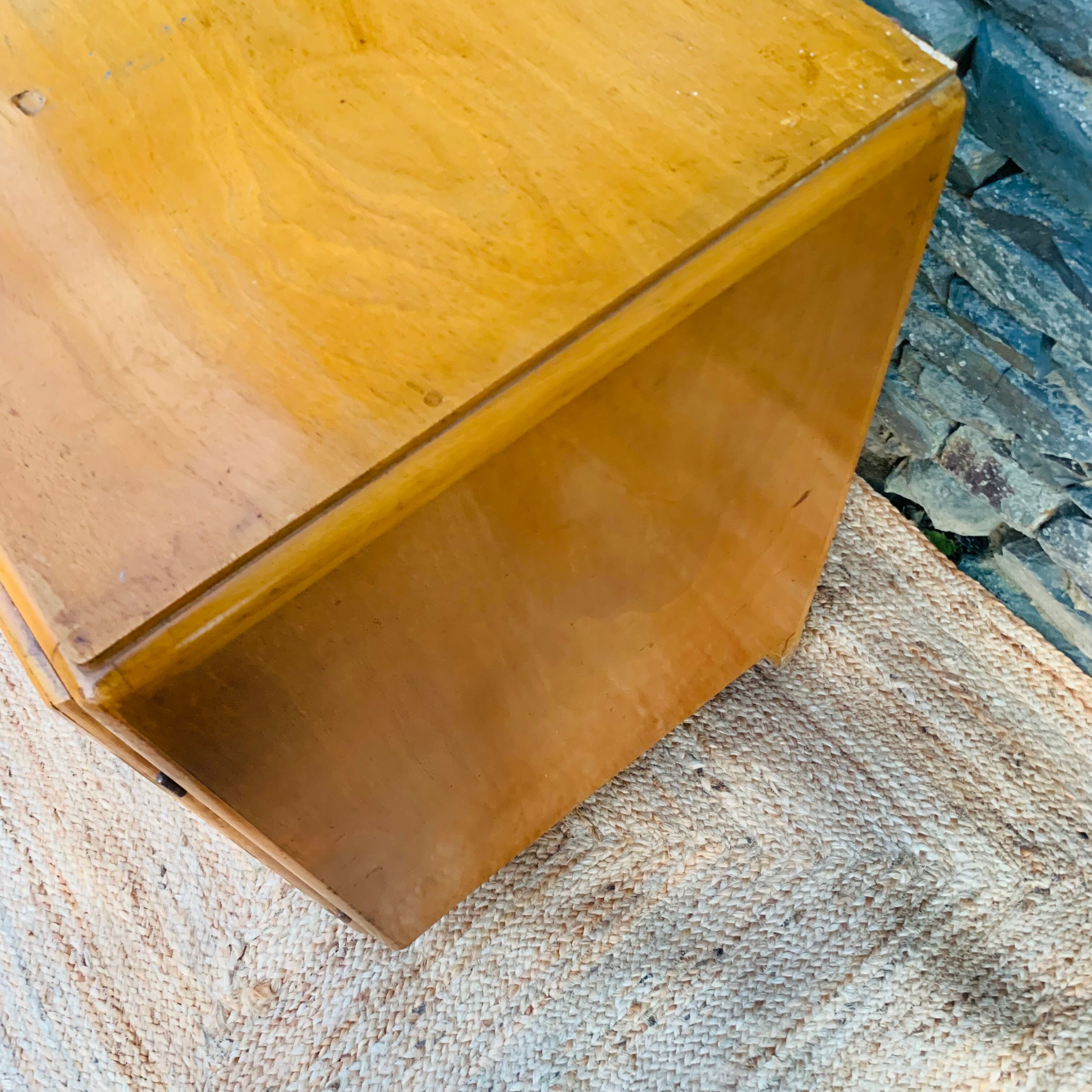 Vintage chest of drawers