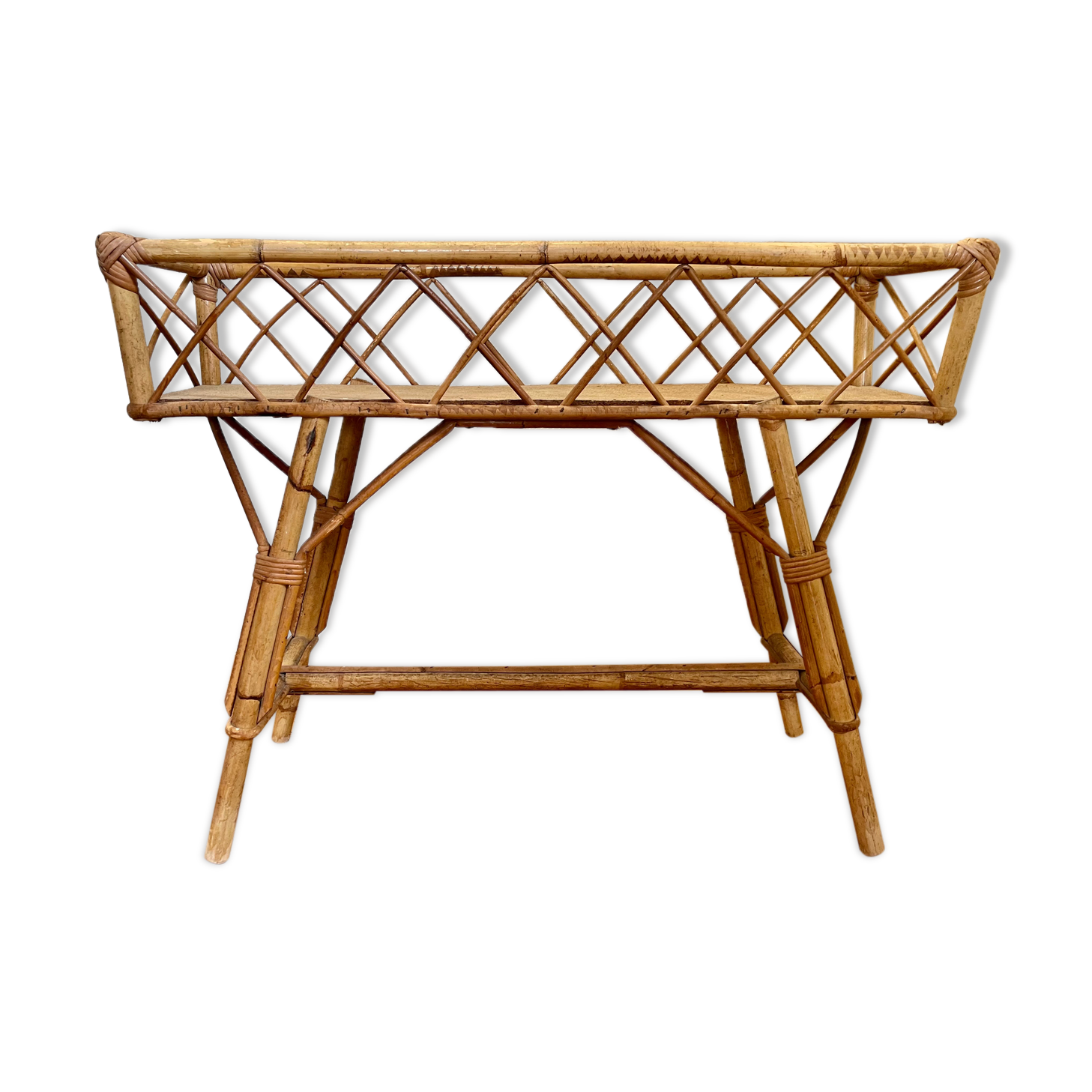 Vintage rattan planter