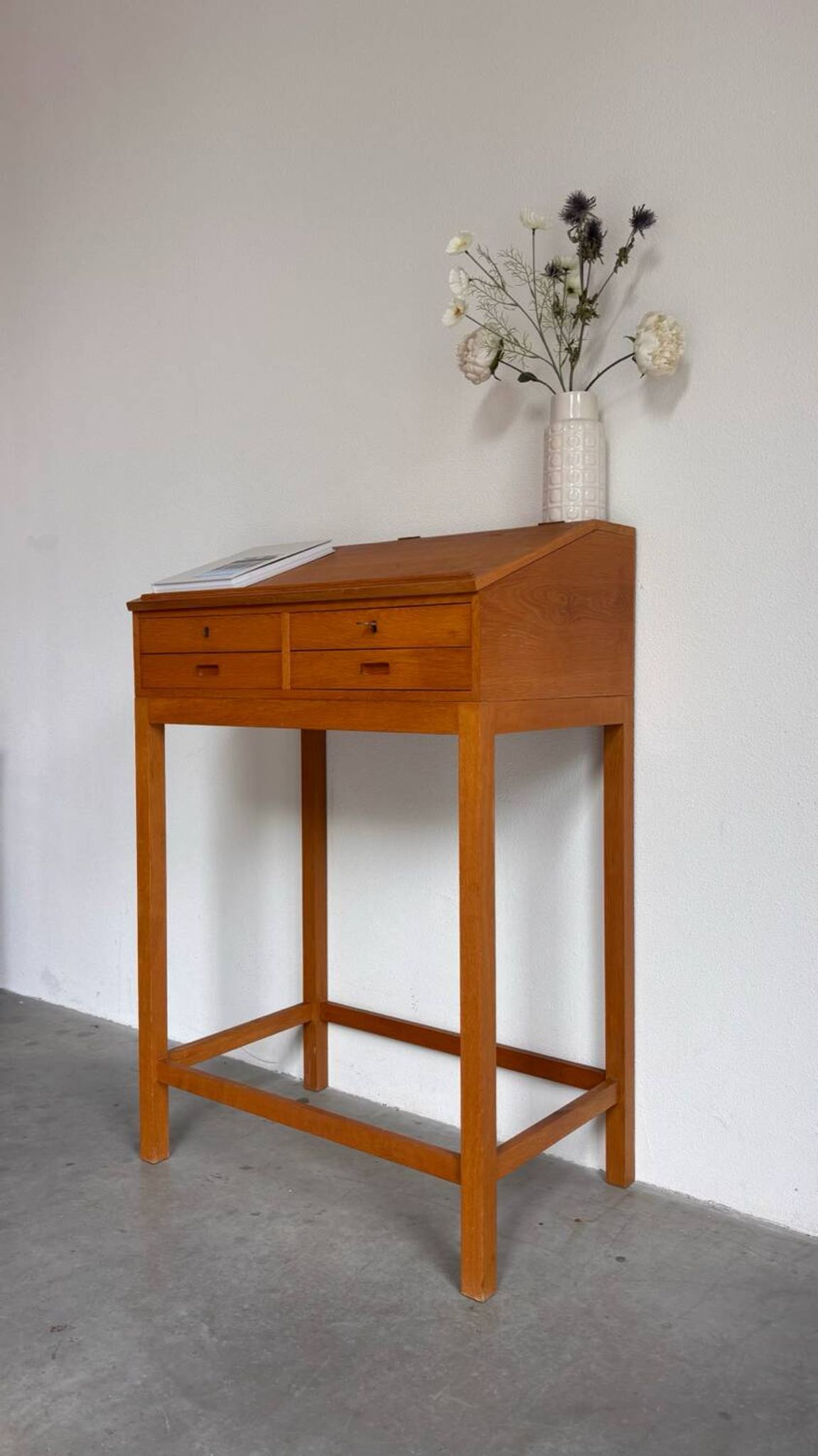 Vintage lectern desk oak