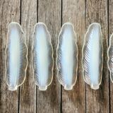 Opalescent glass leaf knife holder