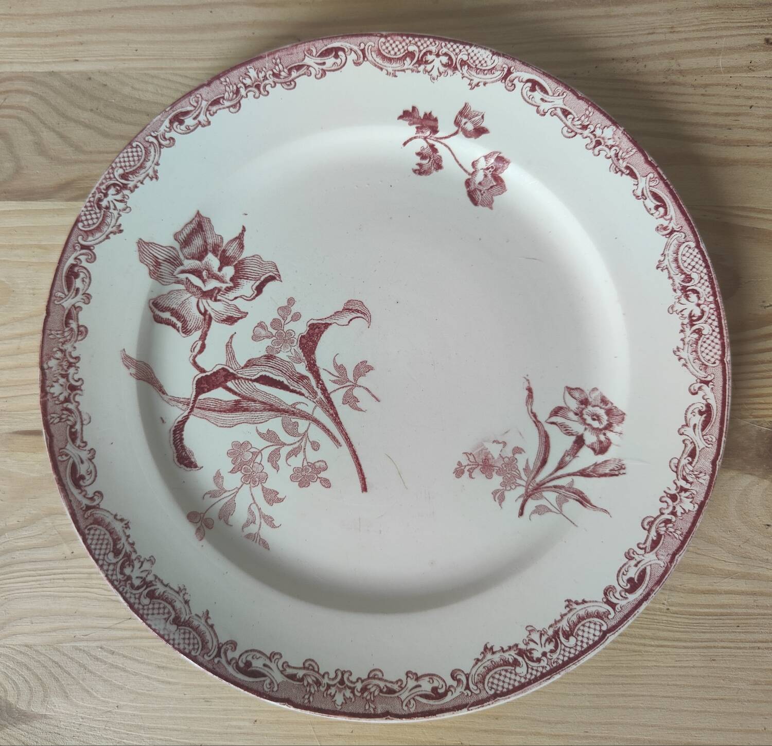 6 assiettes à dessert modèle Fontanges par Sarreguemines