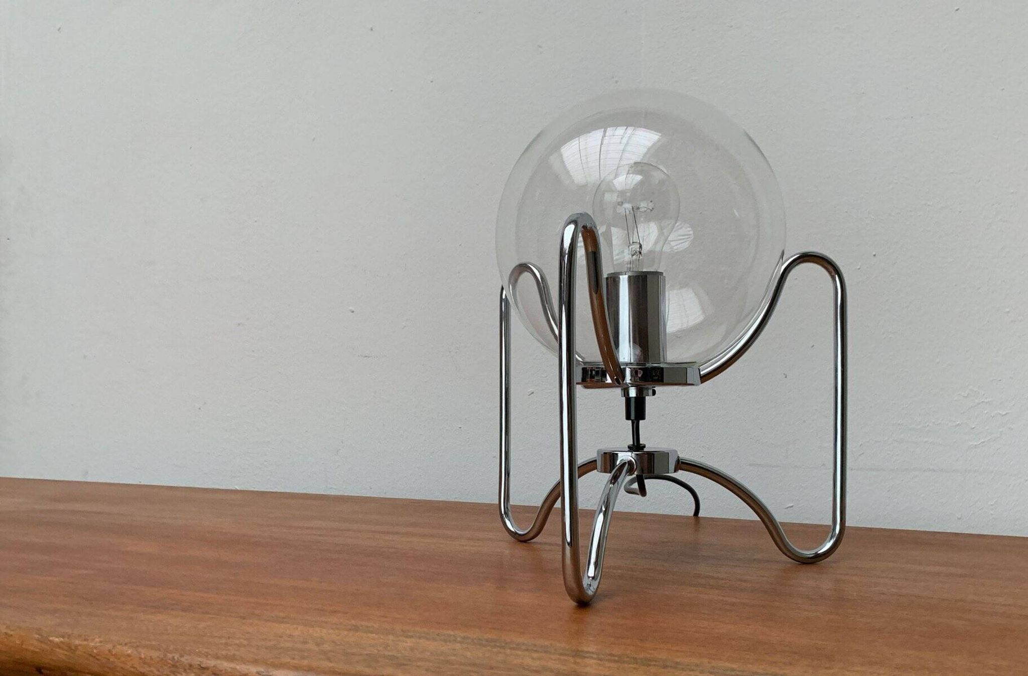 Mid-century space age tripod globe table lamp, 1960s