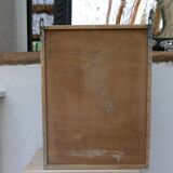 Armoire à pharmacie