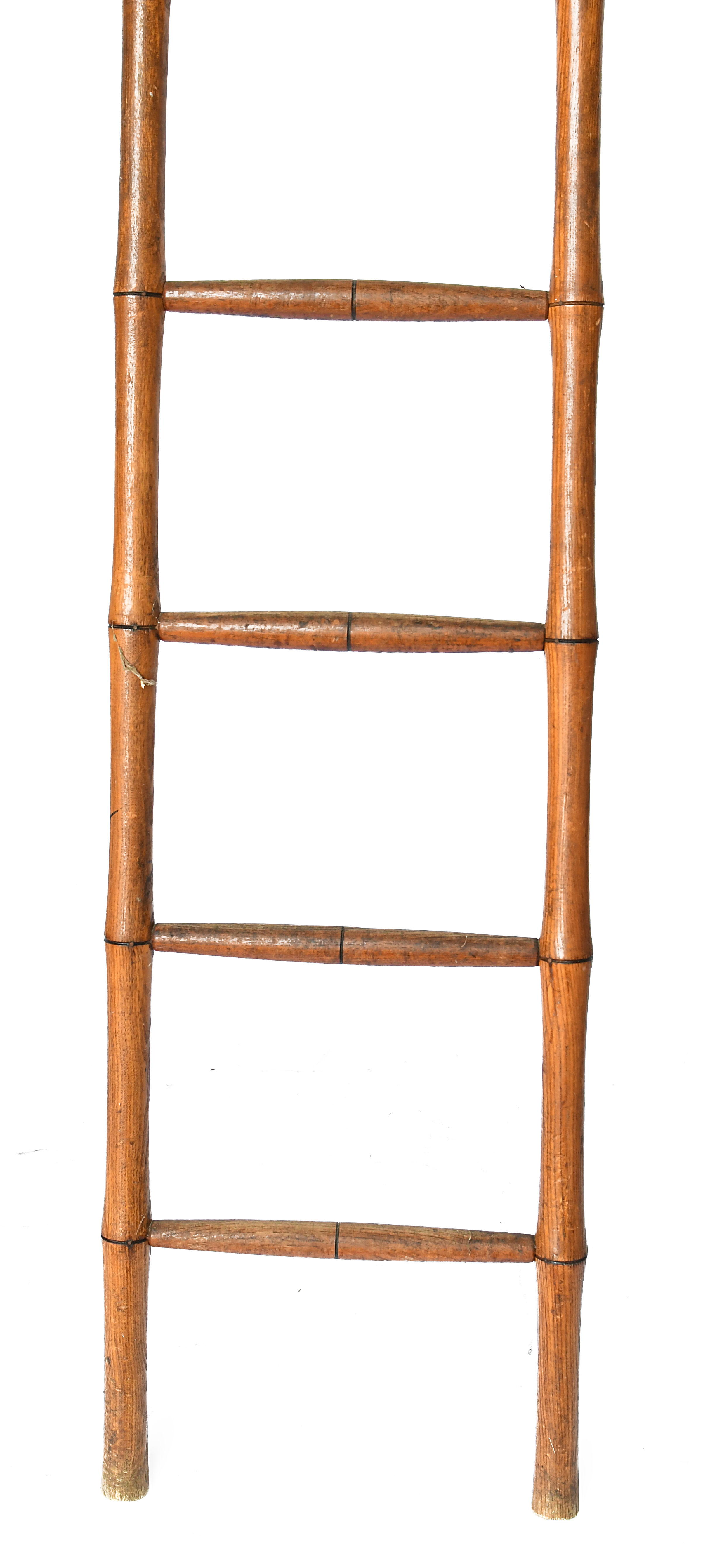 Eight-rung library scale